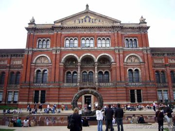 Victoria and Albert Museum