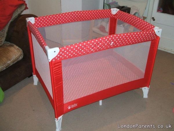Baby Weavers travel cot, dotty red, UNUSED