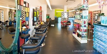 Hari's Salon